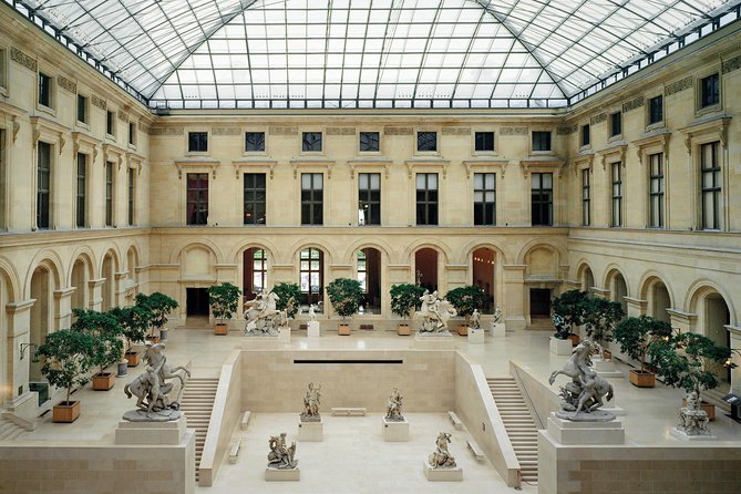 Louvre Museum and Seine River Cruise Tickets by e-mail - The audio-style plan inside the world’s largest art museum