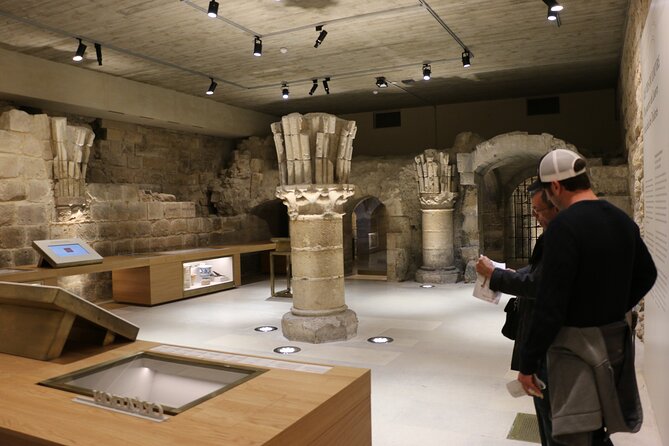 Louvre Museum: Guided Tour at Closing Time with Mona Lisa - Price and Value: What $66.38 Buys You