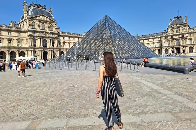 Louvre Museum Guided Tour with Artist - Price and value: what you are paying for in a 2-hour Louvre plan