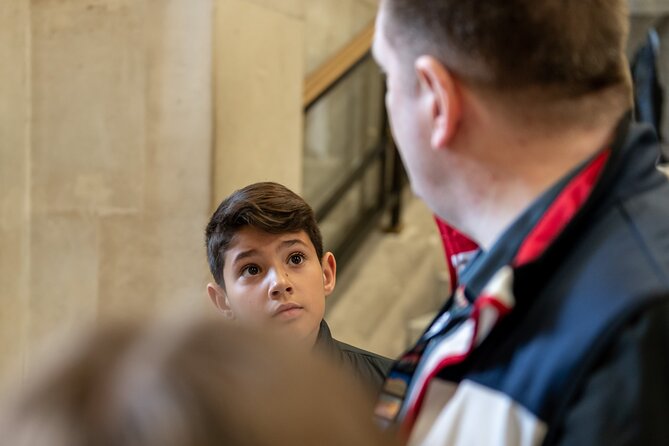 Louvre Museum : Kids-Friendly Private Tour with Entry Tickets - Price and Value: Is $282.97 Per Person Fair?