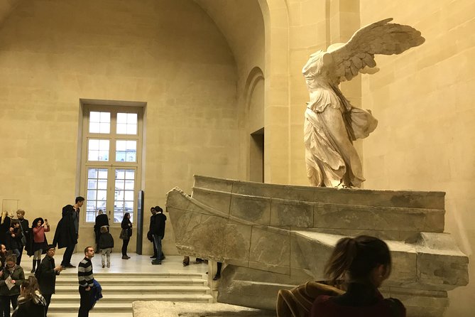 Louvre Museum Masterpieces Guided Tour - Stop one: Louvre orientation and the Nike of Samothrace