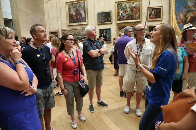 Louvre Museum Masterpieces Guided Tour with Access - How the guide keeps your route sane in a museum this big