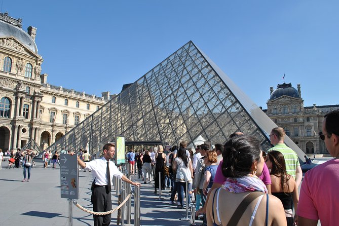 Louvre Museum Skip the Line Entry with Introduction to Mona Lisa - The 30-Minute Mona Lisa Intro: A Short Guide, Then Independence