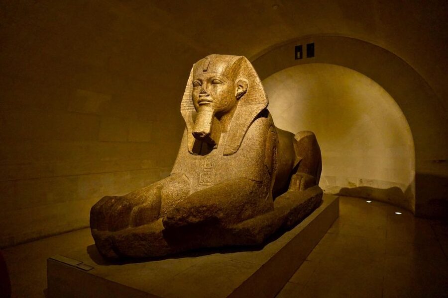 Louvre Museum Skip-the-Line Guided Tour - Reserved-access entry: what skip-the-line really changes