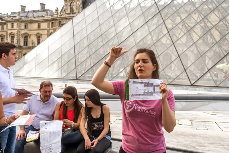 Louvre Museum: Skip-the-Line Small Group Guided Tour - Key highlights at a glance