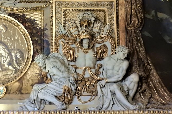 Louvre Museum Small-Group Guided Tour - Guide Quality Can Vary, and You Should Plan for That