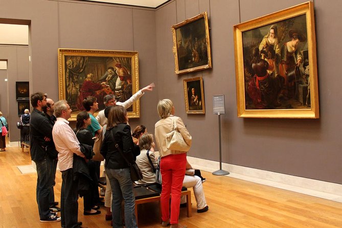 Louvre Museum Small Group Spanish Guided Tour - The 2-hour guided route: what you will see and why it works