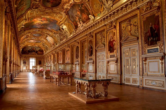 Louvre Museum Small Group Spanish Guided Tour - How small-group pacing changes the Louvre experience