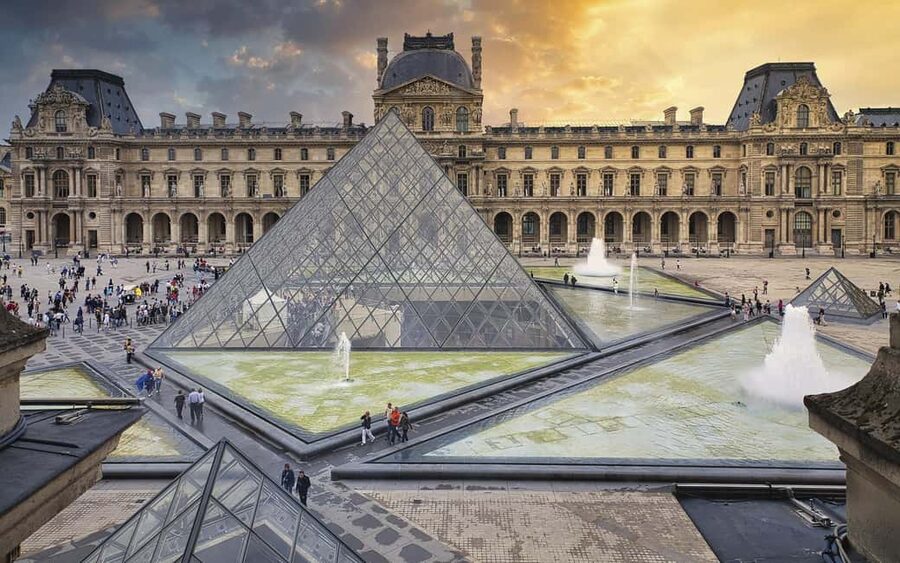Louvre Museum Timed Entrance Ticket with Audio Guide - The Louvre Staples: Mona Lisa and Venus de Milo