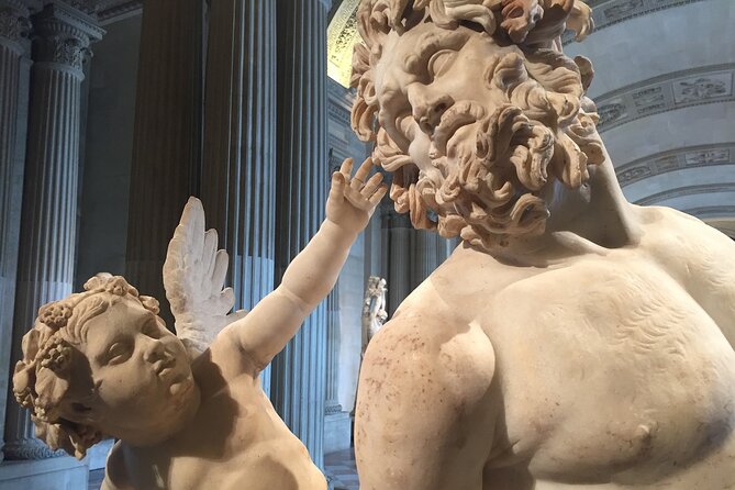 Louvre Private A La Carte, NO Ticket included - Accessibility and navigation help inside a maze