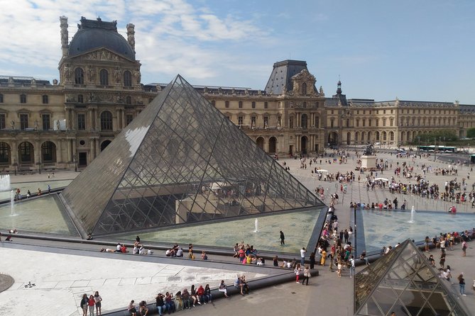 Louvre Private Tour in Paris with Entry Tickets - Headphones and the Museum Map: Small Extras, Big Payoff