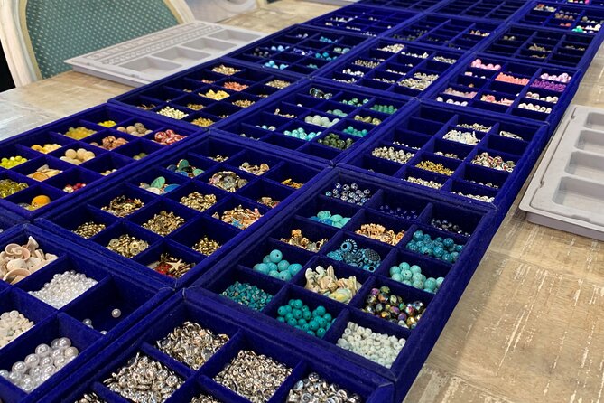 Manufacturing of Customizable Bracelets in Paris - How to Choose Semi-Precious Stones, Charms, and Accessories