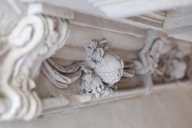 Marais semi private walking tour - Should you book the Marais semi-private walking tour?