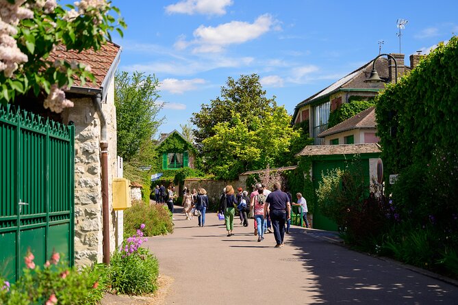 Monet's House and Garden & Giverny Village - Fondation Claude Monet: House First, Then the Garden Views