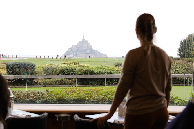 Mont Saint Michel Day Trip with Abbey Entrance from Paris - Audio Headsets and the Phone App: How to Avoid the Sound Problem