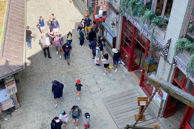 Mont Saint-Michel Small-group 2 to 7 people from Paris - Photos and stairs: what to wear and how to pace yourself