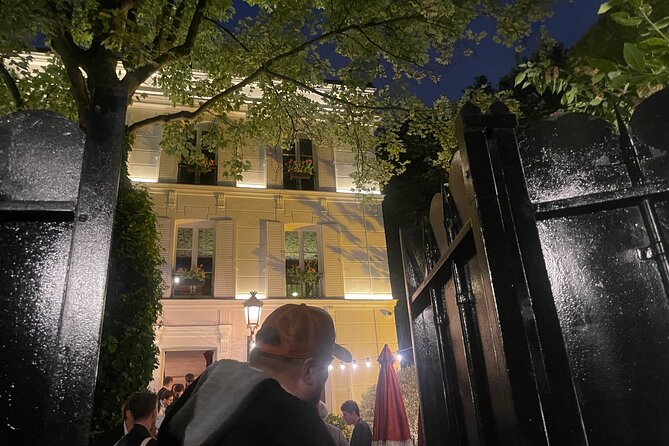 Montmarte Confidential - Who should book this tour, and who might skip it