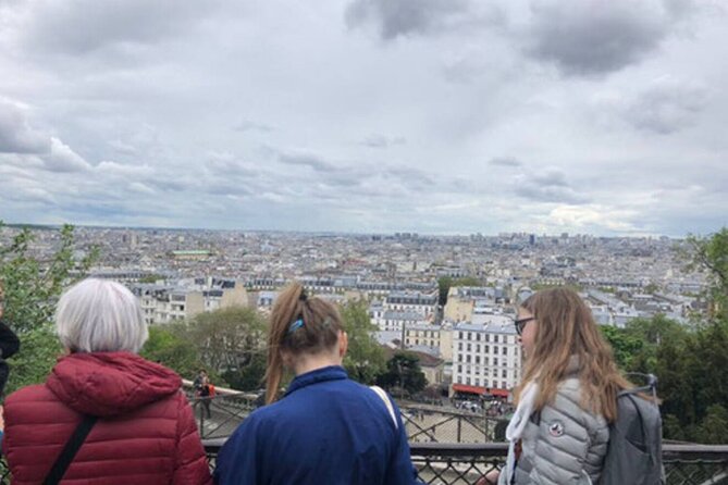 Montmartre and the Sacré-Coeur with the best guides in Paris - Place du Tertre: Where Montmartre Looks Like It Belongs on Postcards