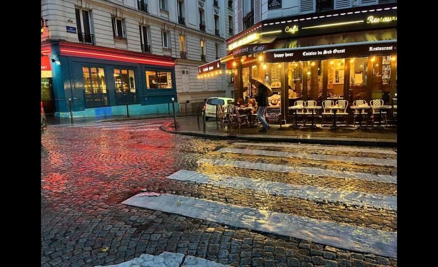 Montmartre for Art Lovers - Walking tour with Expert Guide - Dalida and Le Passe-Muraille: monuments with personality