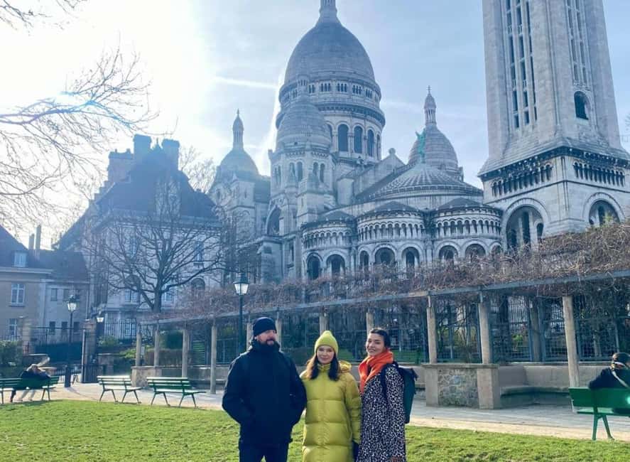 Montmartre: Guided tour to Sacré-Coeur - Finishing at Place du Tertre, with time for shops and a drink