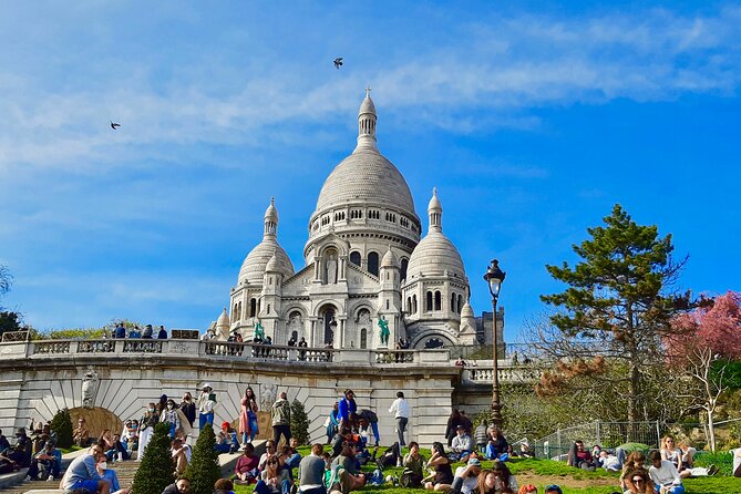 Montmartre Guided Walking Tour: Famous Artists and Cabarets - Price and Logistics, What You Get for 152.97