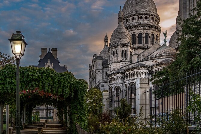 Montmartre guided walking tour with local guide in small group - Dalida’s Montmartre stops: music that makes the streets feel personal