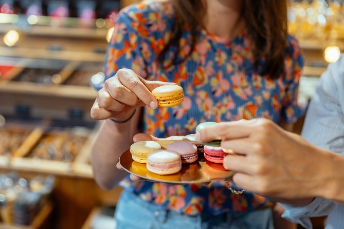Montmartre Private Food Walking Tour With Locals: The 10 Tastings - Price and what you are really paying for