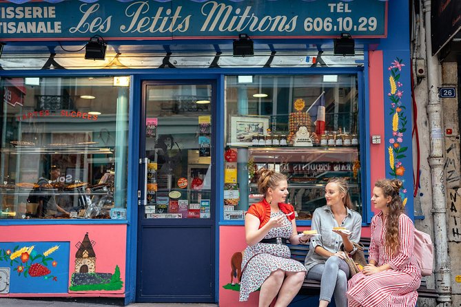 Montmartre Private Food Walking Tour With Locals: The 10 Tastings - Where to meet near Moulin Rouge