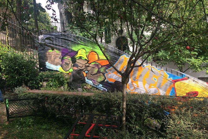 Montmartre Street Art Tour with an Artist - Hands-On Moments: When the Walk Becomes Participatory