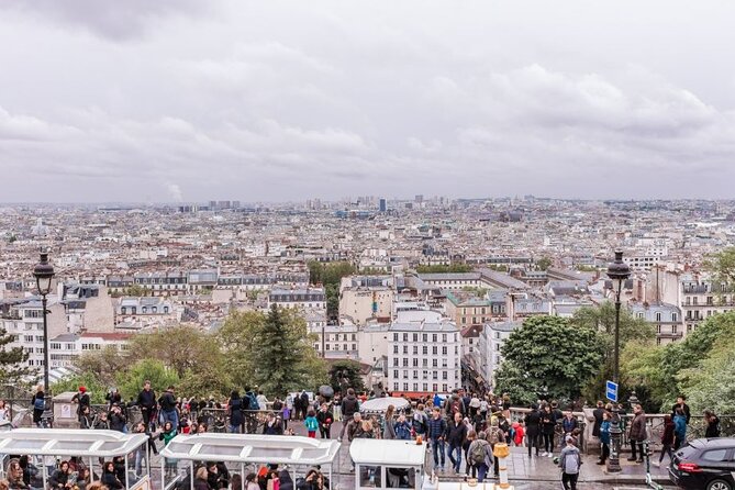Montmartre Tour with a Local Guide: Private & 100% Personalized - Price and logistics for a 3-hour private walk in Paris