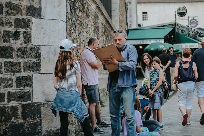 Montmartre Walking Tour: The Best of Art, Culture &Parisian Charm - Mur des Je taime: A Tiny Stop That Hits Hard