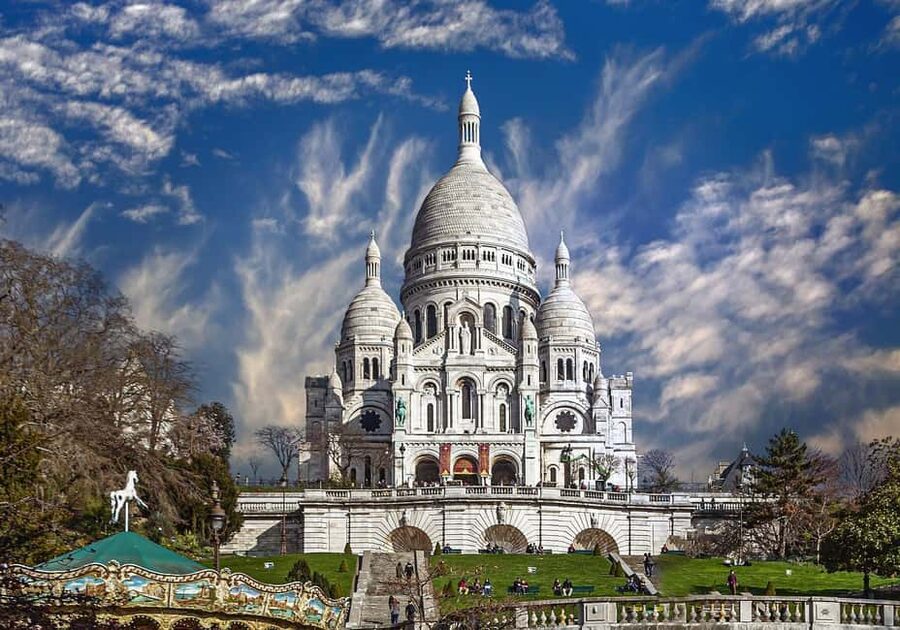 Montmartre Walking Tour with a Local Guide - Montmartre Walking Tour: Starting at Place Blanche, Where the Adventure Begins