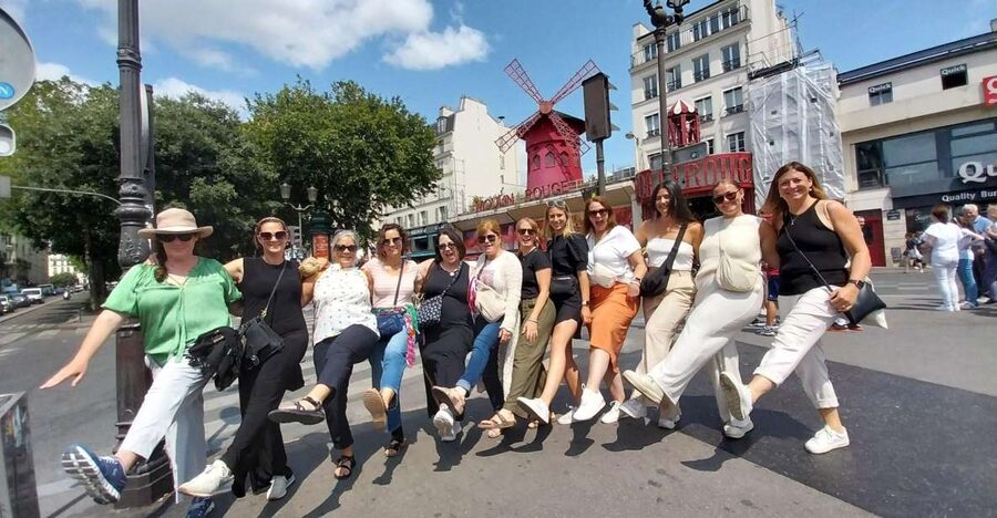 Montmatre Walking Tour: the essential highlights+ - The alleyways and odd landmarks you would skip on your own