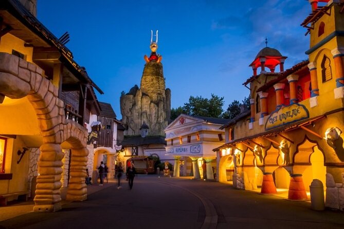 Moulin Rouge Round-Trip Private Transfer from Paris - Who this Moulin Rouge transfer is best for