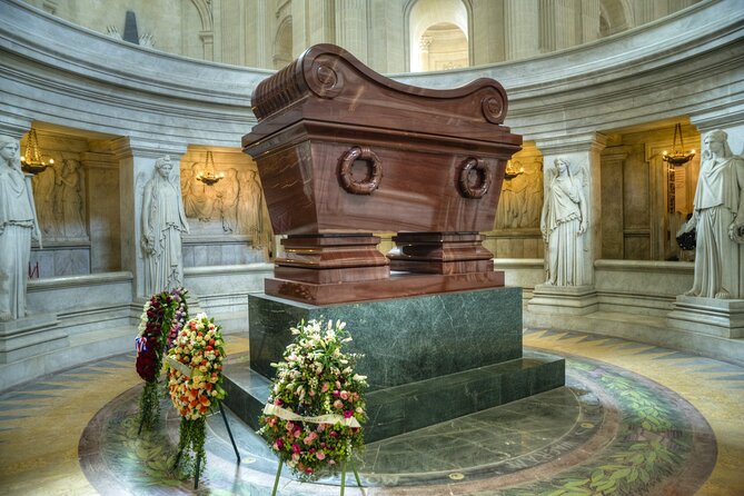 Napoleon Bonaparte: Life & Legacy Guided Tour + Visit to his Tomb - Place de la Concorde and the Tuileries Garden, a pause for perspective