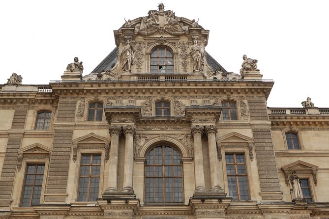Neoclassical Paris Architecture 2-Hour Private Walking Tour - Why neoclassical Paris feels different on foot