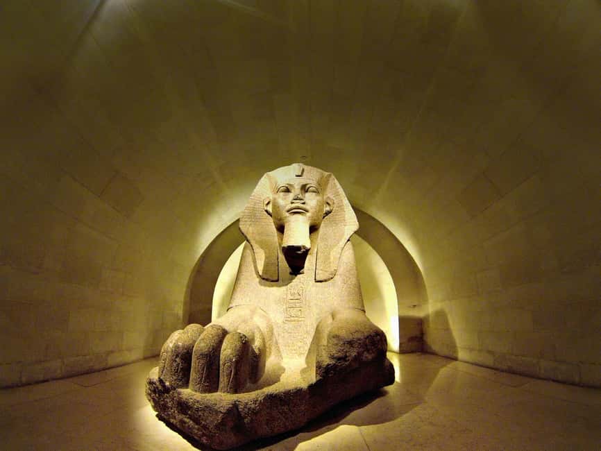 Night at the Louvre Museum: 6-people Max Guided Exploration - Small-group limits and skip-the-line value
