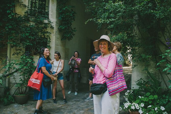 Night Out in Paris: Boho Vibes & City Lights - Key things I’d prioritize before you book