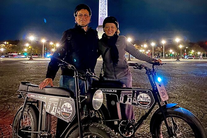 Night / Sunset Tour of Paris in Electric Bike - Pont Alexandre III, Eiffel Tower, and the Photo-Friendly Grand Finale