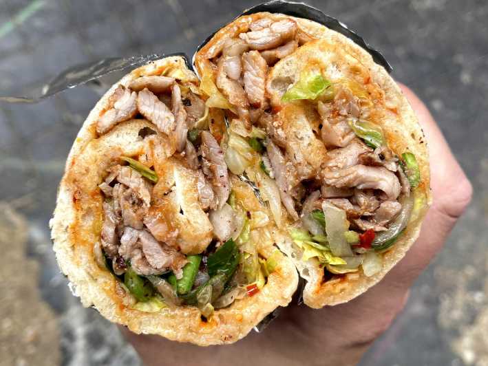 No Diet Club - A selection of the best kebabs in Paris ! - Exactly what you eat: five half kebabs plus sauce, harissa, and toppings