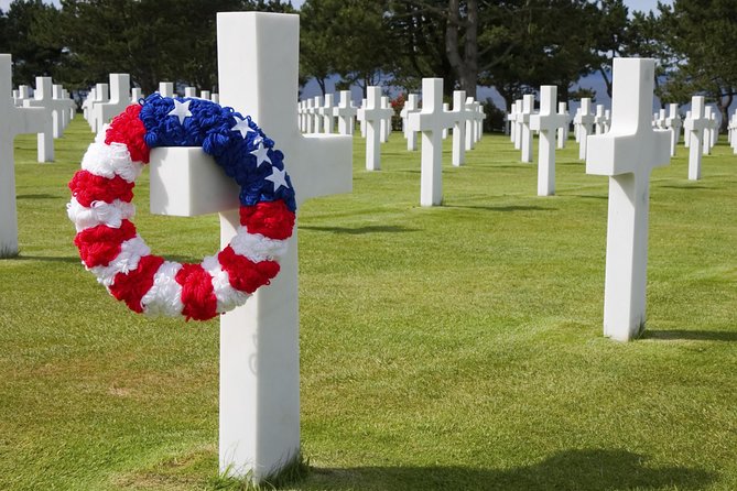 Normandy D-Day Beaches and World War II Sites Day Trip from Paris - Arromanches Lunch Break: How to Use the Free Time Best