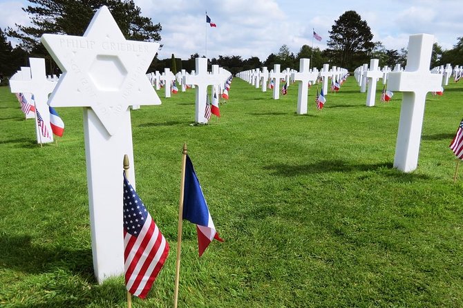 Normandy D-Day Private Tour with Omaha Beach from Paris - 6:30am Pickup, Private Vehicle Comfort, and Time for Restrooms