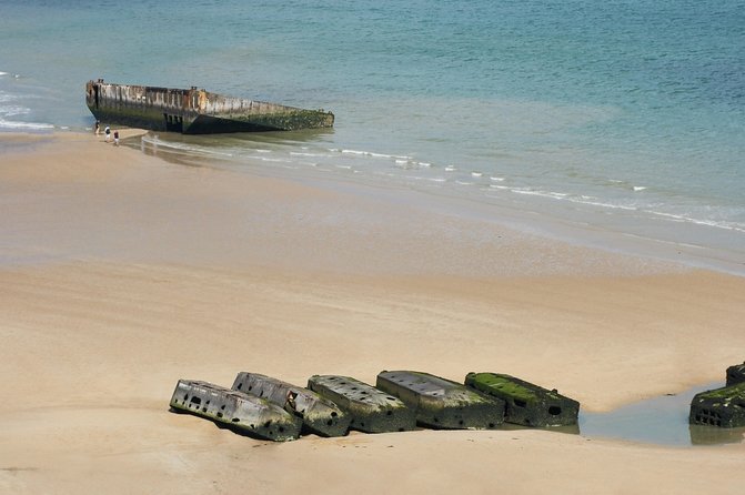 Normandy D-Day Tour Guided Small Group From Paris - Juno Beach Center: Canada’s Fight and the Human Cost