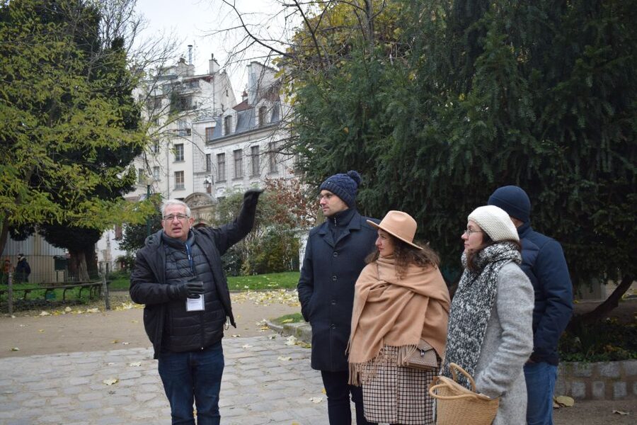 Notre-Dame Cathedral Exterior & Latin Quarter Guided Tour - Notre-Dame exterior, plus St. Julien le Pauvre nearby