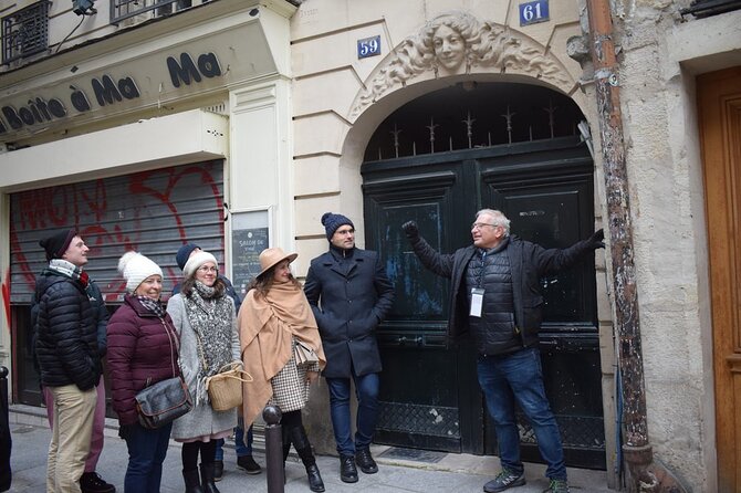 Notre-Dame Cathedral Exterior & Latin Quarter Guided Tour - Meeting at Place Saint-André des Arts: a smart start point