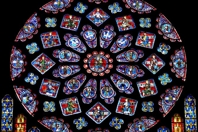 Notre Dame de Paris Interior Guided Tour - English guide comfort and the named guide factor