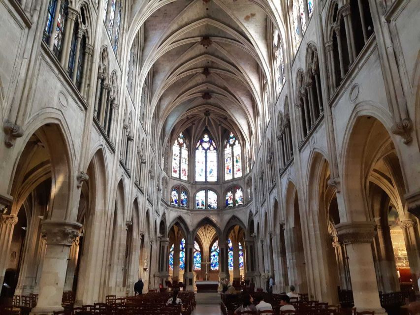 Notre-Dame Outside Île de la Cité & St Severin Private Tour - Price and value for a private group up to 10