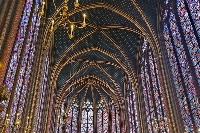 Notre Dame Paris Outdoor Tour with Crypt Entry - Guides, Humor, and Why Small Groups Matter Here