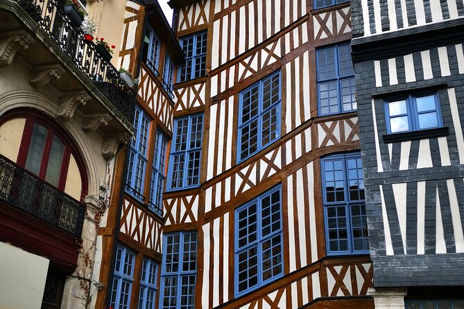 On the footsteps of Joan of Arc - Private day trip to Rouen - Stop-by-Stop Rouen: Gros-Horloge, Aitre Saint-Maclou, and More