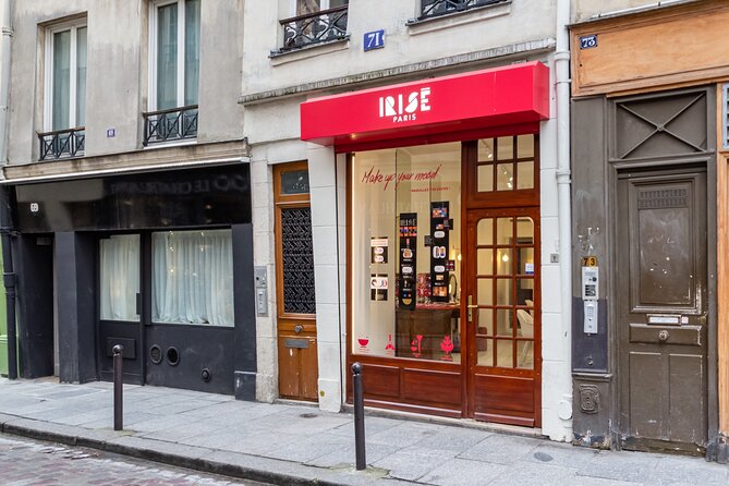 One-hour Private Makeup Class with a Pro Makeup Artist - France-Made Irisé Products With Up to 98% Natural Ingredients